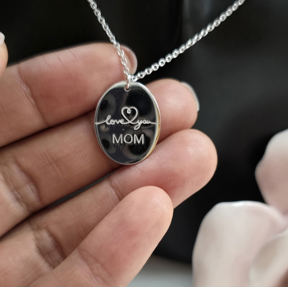 ♥️ LOVE YOU MOM STERLING SILVER NECKLACE - Picture 5 of 6